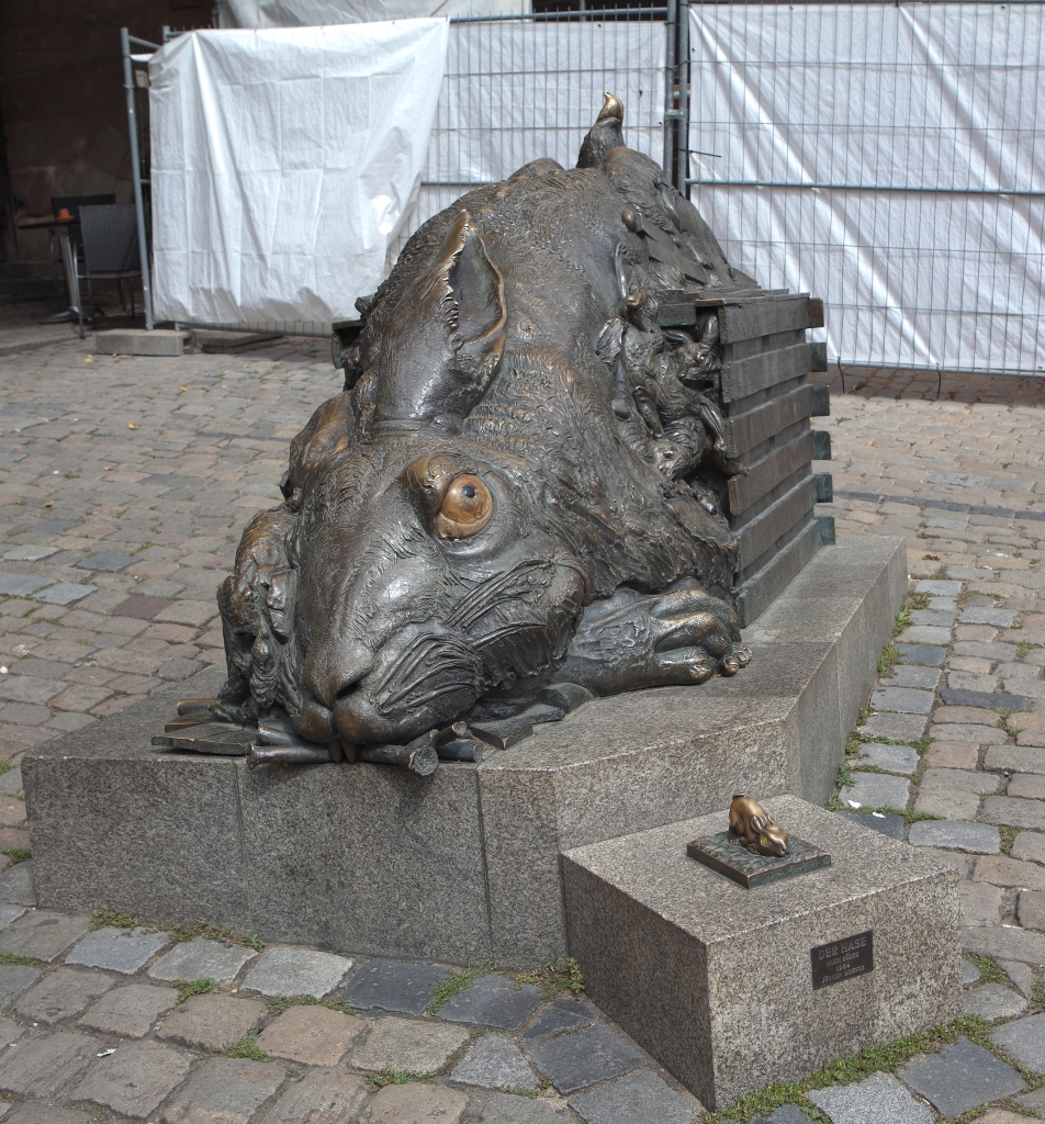 Skulpturen in Nürnberg als Rätsel zum Nachdenken